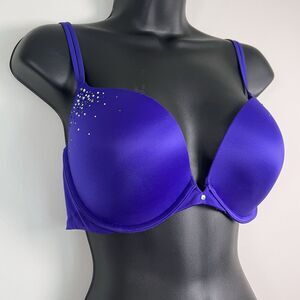 VICTORIA'S SECRET Very Sexy Push Up Pigeonnant Bra Purple W/Crystals  Size 36D